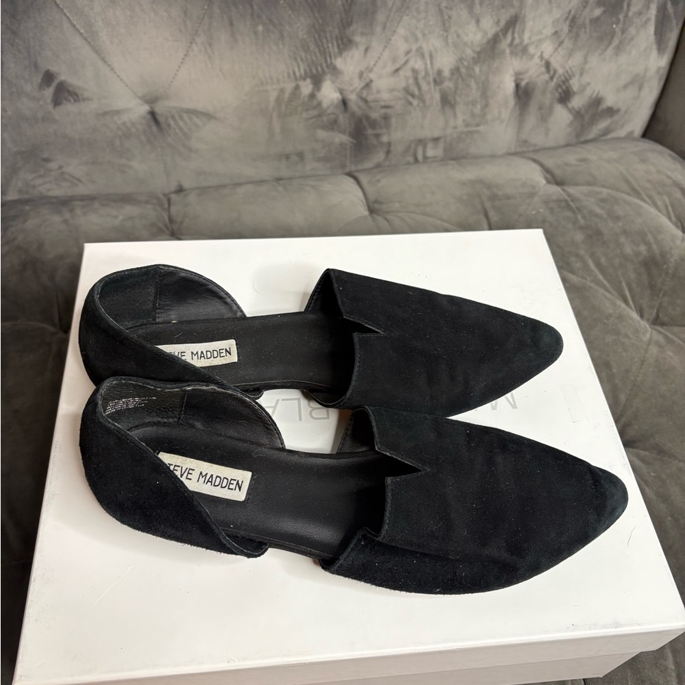 Steve Madden Black Suede Flats, 10M